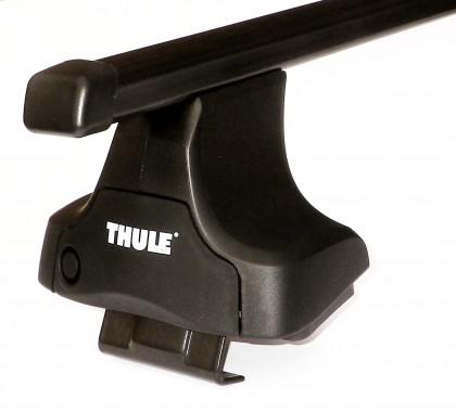 Náhľad produktu - Nosič Thule 754 čierne dlhé tyče + sada zámkov