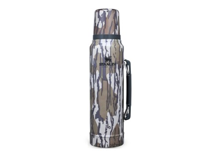 Náhľad produktu - STANLEY Termoska Legendary Classic 1l Bottomland Mossy Oak Kamuflage